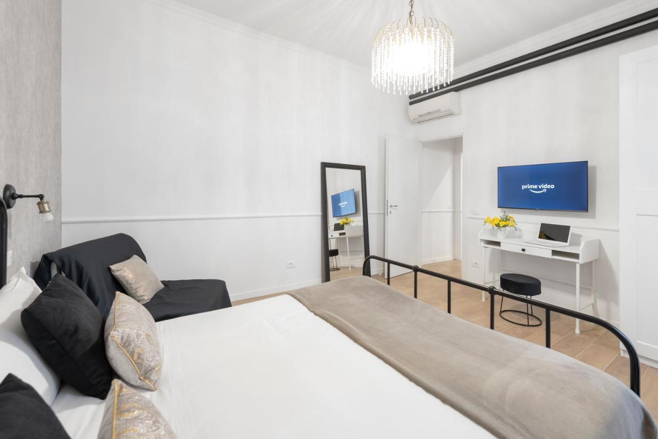 White Flat Ground Floor Apartment Roma Ngoại thất bức ảnh
