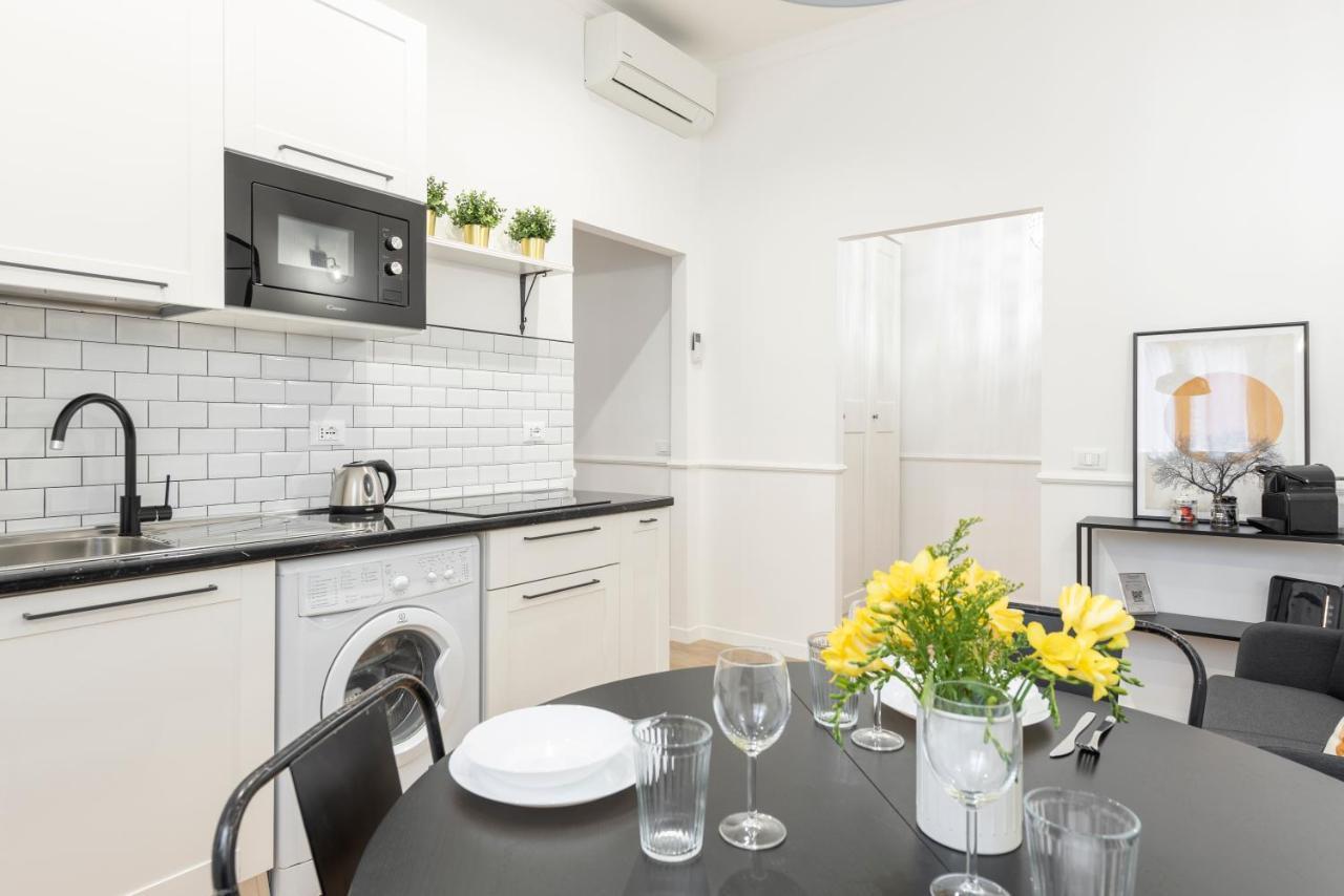 White Flat Ground Floor Apartment Roma Ngoại thất bức ảnh